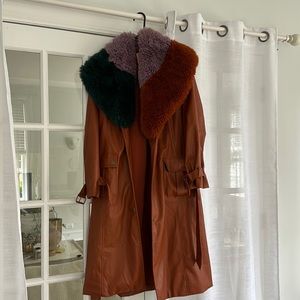 Hutch trench coat! Size small. Only worn twice!